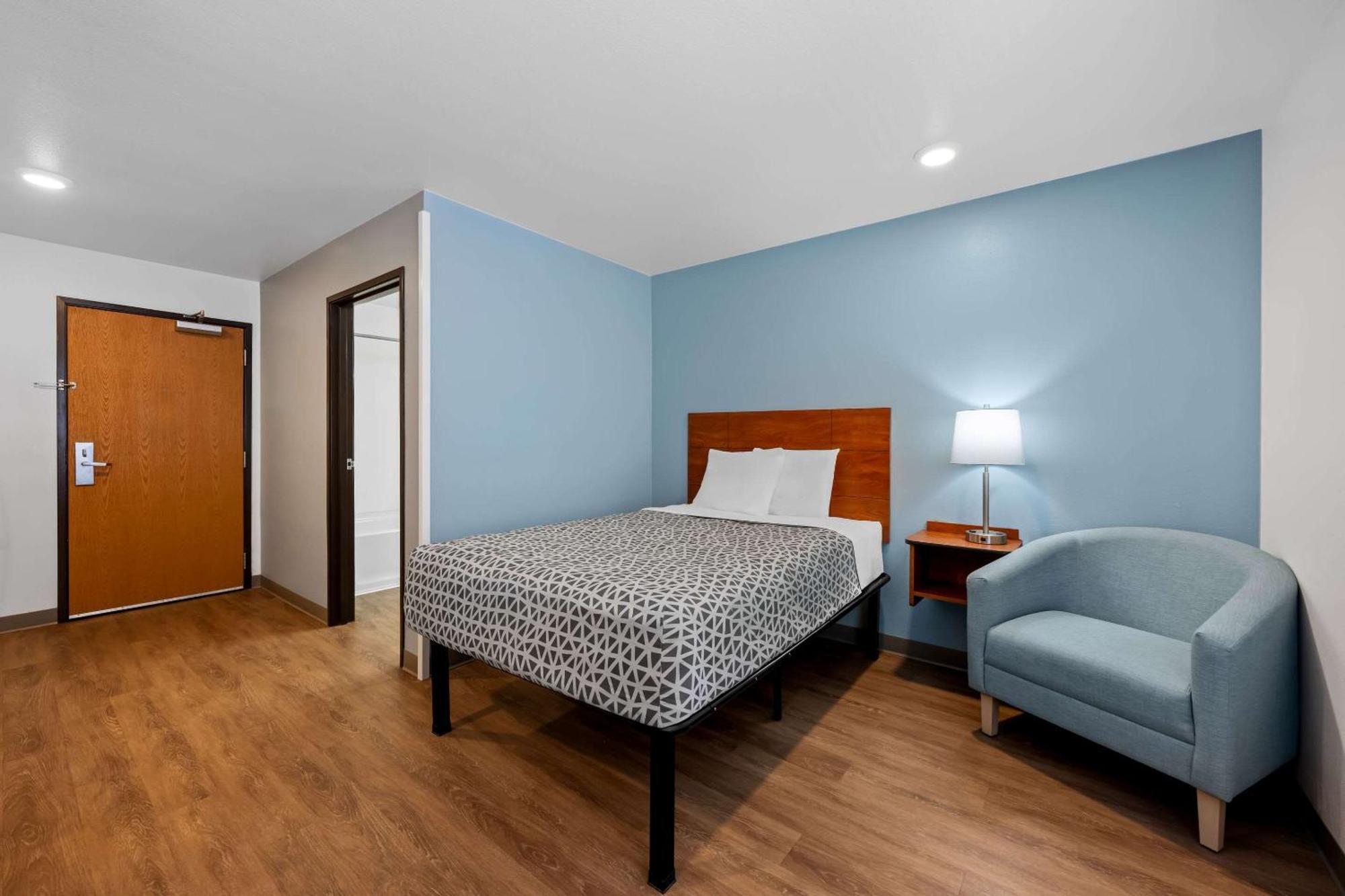 Woodspring Hobbs Hotel 2*