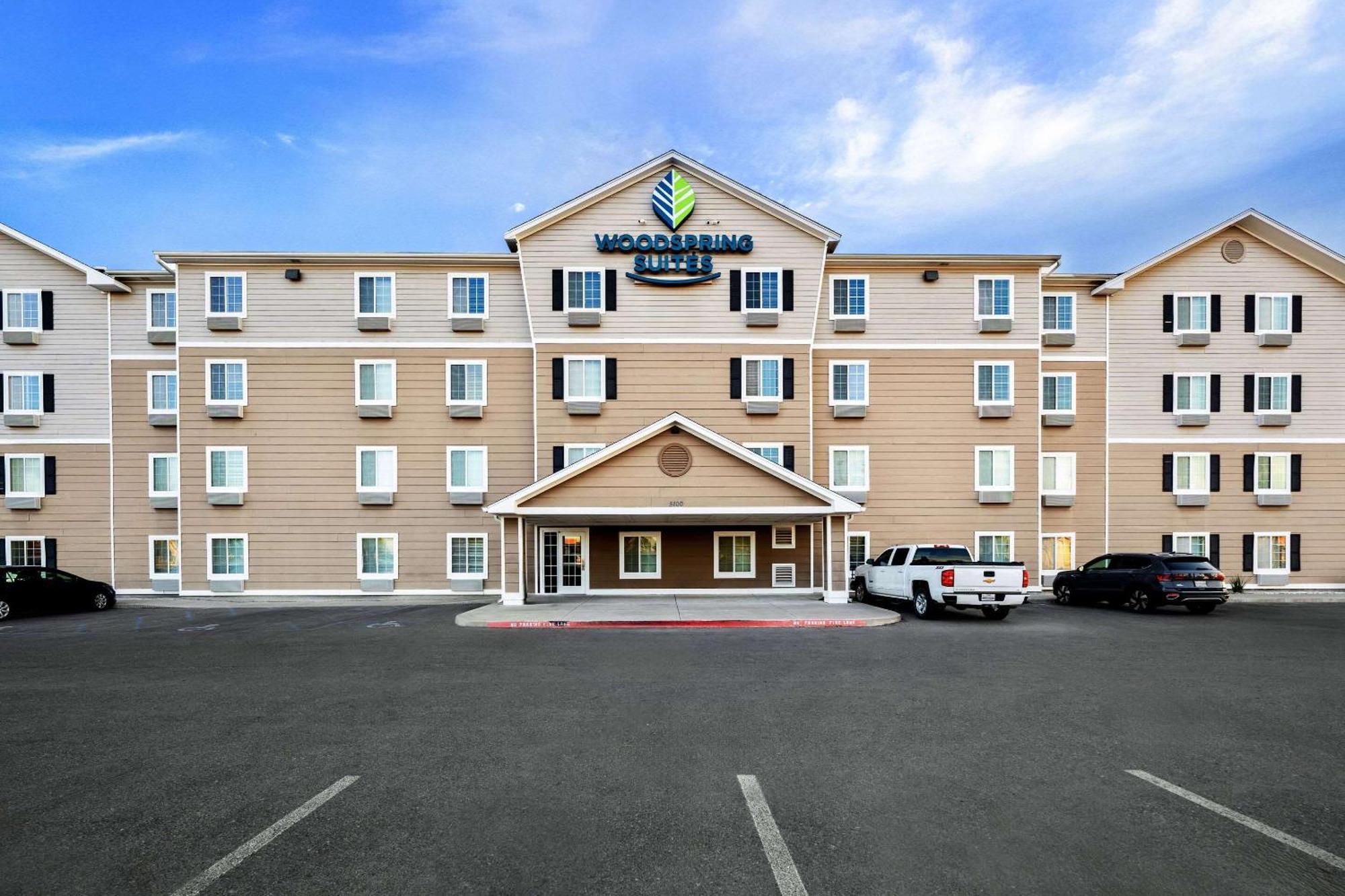 Woodspring Hobbs Hotel Air Base City